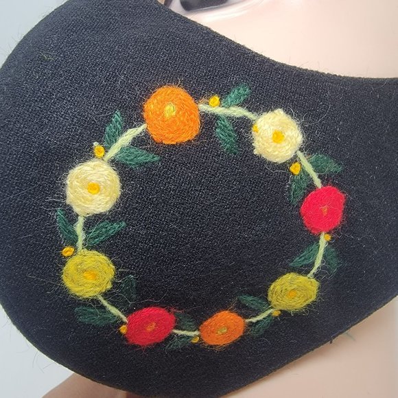 New Cover Face ear loop Women's Black Red Mask Embroidered handmade flower ring - Picture 4 of 6